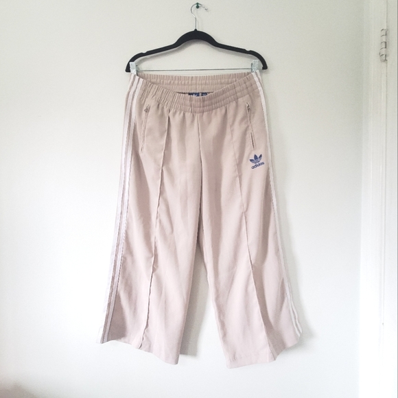 adidas Originals Beige Cropped Pants - Picture 2 of 11